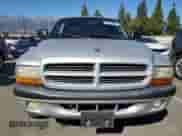 ✅ 2001 Dodge Dakota Sport • VIN: 1B7GL2AN41S137184 • Lot: 82770065. Wystawiony na Copart z przebiegiem 190 696 mil. Bezpłatny archiwum sprzedaży aukcyjnych z USA i szczegółowy raport historii pojazdu na DreamBid. Zdjęcie 5.