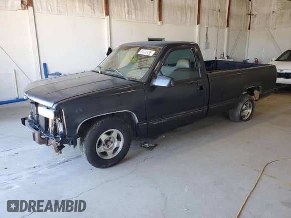 ✅ 1995 GMC Sierra 1500 • VIN: 1GTEC14H5SZ526271 • Лот: 84008495. Размещён на Copart с пробегом 177 198 миль миль. Получите бесплатный доступ к архиву аукционных продаж из США и посмотрите подробный отчёт об истории автомобиля на DreamBid. Изображение 1.