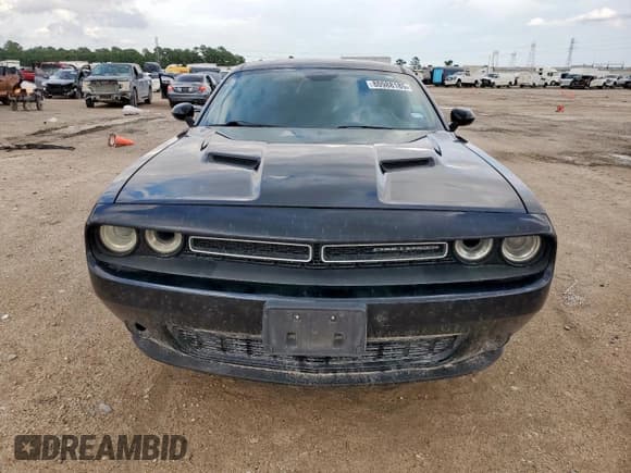 ✅ 2017 Dodge Challenger SXT • VIN: 2C3CDZAG0HH550652 • Лот: 80988185. Опубликован ранее на Copart с пробегом 122 083 миль. Бесплатный доступ к архиву аукционных продаж из США и подробный отчёт об истории автомобиля на DreamBid. Изображение 5.