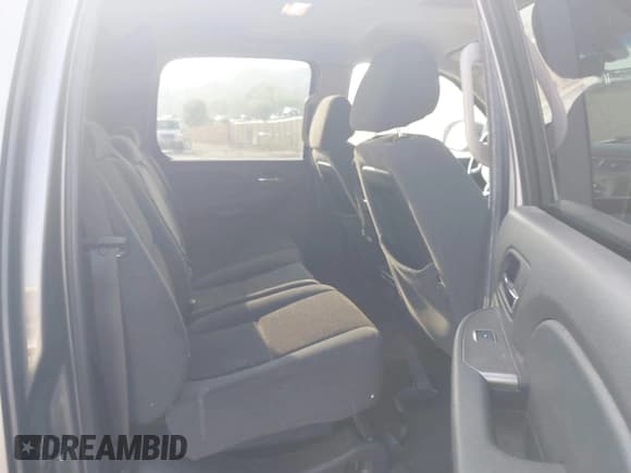 ✅ 2007 Chevrolet Avalanche LS • VIN: 3GNEC12067G308190 • Lot: 41906624. Listed on IAAI with 259,327 mi. Free auction sales archive from the USA and detailed vehicle history report at DreamBid. Image 8.