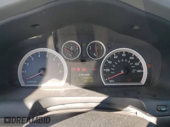 2005 Hyundai Santa Fe GLS с VIN KM8SC73D85U918453, выставлен на аукционе Copart как лот 46942725 с пробегом 186 275 миль миль и Списание • Salvage title. История ставок и продаж доступна на DreamBid. Изображение 9.