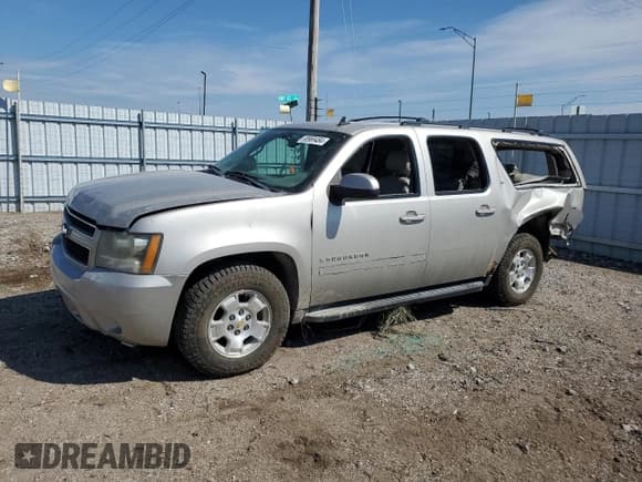 ✅ 2009 Chevrolet Suburban 1LT • VIN: 1GNFK26329R213694 • Lot: 68969484. Wystawiony na Copart z przebiegiem 218 414 mil. Bezpłatny archiwum sprzedaży aukcyjnych z USA i szczegółowy raport historii pojazdu na DreamBid. Zdjęcie 1.