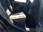 ✅ 2016 Jeep Cherokee Latitude • VIN: 1C4PJMCS3GW144858 • Lot: 43790515. Wystawiony na IAAI z przebiegiem 168 091 mil. Bezpłatny archiwum sprzedaży aukcyjnych z USA i szczegółowy raport historii pojazdu na DreamBid. Zdjęcie 8.