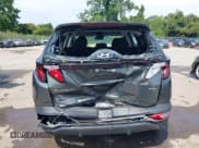 ✅ 2023 Hyundai Tucson SE • VIN: 5NMJACAE6PH248924 • Lot: 43101972. Wystawiony na IAAI z przebiegiem 77 071 mil. Bezpłatny archiwum sprzedaży aukcyjnych z USA i szczegółowy raport historii pojazdu na DreamBid. Zdjęcie 16.