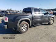 ✅ 2006 Mitsubishi Raider Duro Cross • VIN: 1Z7HC38N06S574644 • Lot: 83741974. Wystawiony na Copart z przebiegiem 194 124 mil. Bezpłatny archiwum sprzedaży aukcyjnych z USA i szczegółowy raport historii pojazdu na DreamBid. Zdjęcie 3.