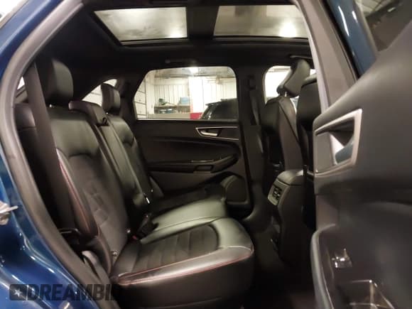 ✅ 2020 Ford Edge SEL • VIN: 2FMPK3J96LBB44058 • Лот: 43000910. Опубликован ранее на IAAI с пробегом 80 112 миль. Бесплатный доступ к архиву аукционных продаж из США и подробный отчёт об истории автомобиля на DreamBid. Изображение 8.