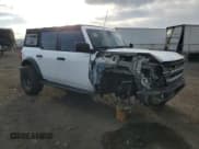 ✅ 2022 Ford Bronco Big Bend • VIN: 1FMDE5BH8NLA87120 • Lot: 86122065. Wystawiony na Copart z przebiegiem 33 552 mil. Bezpłatny archiwum sprzedaży aukcyjnych z USA i szczegółowy raport historii pojazdu na DreamBid. Zdjęcie 4.