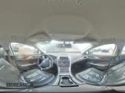 ✅ 2013 Lincoln MKZ • VIN: 3LN6L2G92DR817831 • Lot: 86621005. Wystawiony na Copart z przebiegiem 179 625 mil. Bezpłatny archiwum sprzedaży aukcyjnych z USA i szczegółowy raport historii pojazdu na DreamBid. Zdjęcie 14.