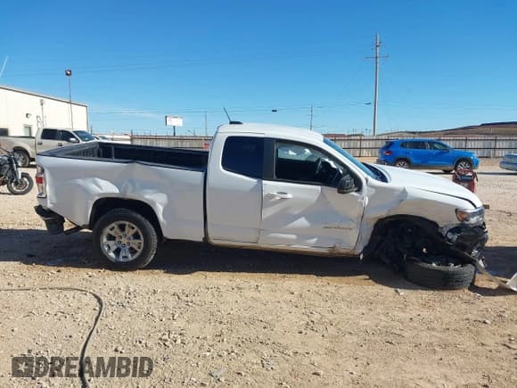 ✅ 2022 Chevrolet Colorado 2WD LT • VIN: 1GCHSCEA3N1294088 • Lot: 41211527. Listed on IAAI with 48,043 mi. Free auction sales archive from the USA and detailed vehicle history report at DreamBid. Image 13.