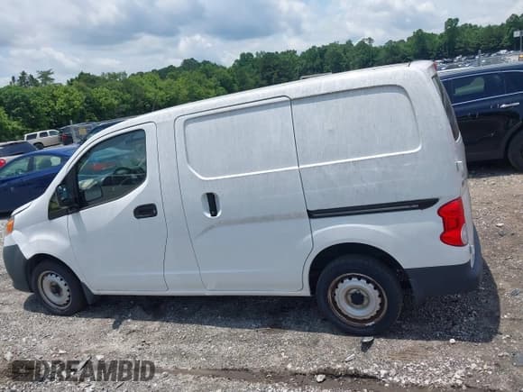 ✅ 2018 Nissan NV200 S • VIN: 3N6CM0KN2JK703858 • Lot: 42541493. Listed on IAAI with 64,503 mi. Free auction sales archive from the USA and detailed vehicle history report at DreamBid. Image 14.