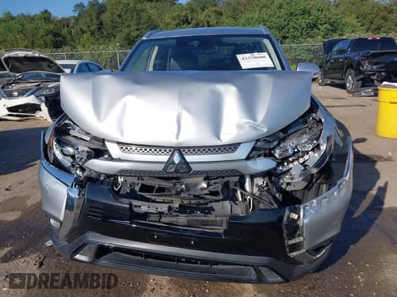 2020 Mitsubishi Outlander SE с VIN JA4AD3A39LJ000994, выставлен на аукционе IAAI как лот 43350600 с пробегом 100 235 миль миль и . История ставок и продаж доступна на DreamBid. Изображение 12.