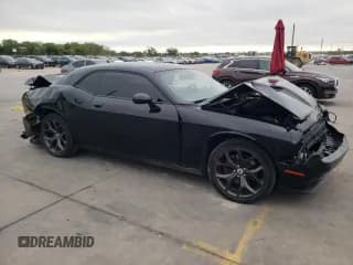 ✅ 2019 Dodge Challenger SXT • VIN: 2C3CDZAG5KH712900 • Lot: 71421304. Wystawiony na Copart z przebiegiem 67 407 mil. Bezpłatny archiwum sprzedaży aukcyjnych z USA i szczegółowy raport historii pojazdu na DreamBid. Zdjęcie 4.