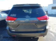 ✅ 2012 Toyota Sienna XLE AAS • VIN: 5TDYK3DC0CS176597 • Lot: 41403101. Listed on IAAI with 225,634 mi. Free auction sales archive from the USA and detailed vehicle history report at DreamBid. Image 17.