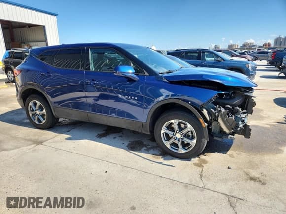 ✅ 2023 Chevrolet Blazer LT • VIN: 3GNKBCR40PS143731 • Lot: 84727265. Listed on Copart with 77,305 mi. Free auction sales archive from the USA and detailed vehicle history report at DreamBid. Image 4.