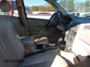 ✅ 2004 Jeep Grand Cherokee • VIN: 1J8GX48S94C364339 • Lot: 43694051. Wystawiony na IAAI z przebiegiem 249 838 mil. Bezpłatny archiwum sprzedaży aukcyjnych z USA i szczegółowy raport historii pojazdu na DreamBid. Zdjęcie 5.