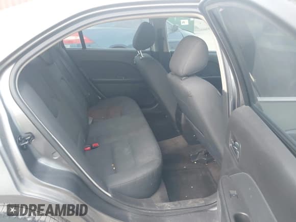 ✅ 2011 Ford Fusion SE • VIN: 3FAHP0HA1BR143317 • Лот: 43641601. Опубликован ранее на IAAI с пробегом 203 403 миль. Бесплатный доступ к архиву аукционных продаж из США и подробный отчёт об истории автомобиля на DreamBid. Изображение 8.