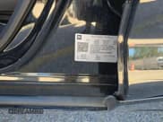 ✅ 2025 Chevrolet Traverse AWD High Country • VIN: 1GNEVKRS6SJ176899 • Lot: 43658756. Wystawiony na IAAI z przebiegiem 18 060 mil. Bezpłatny archiwum sprzedaży aukcyjnych z USA i szczegółowy raport historii pojazdu na DreamBid. Zdjęcie 5.