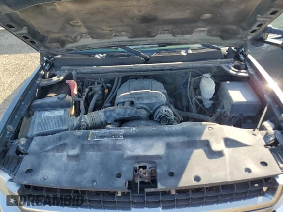 ✅ 2008 Chevrolet Silverado 2500HD LTZ • VIN: 1GCHK23K38F164700 • Лот: 85485155. Опубликован ранее на Copart с пробегом 185 788 миль. Бесплатный доступ к архиву аукционных продаж из США и подробный отчёт об истории автомобиля на DreamBid. Изображение 11.