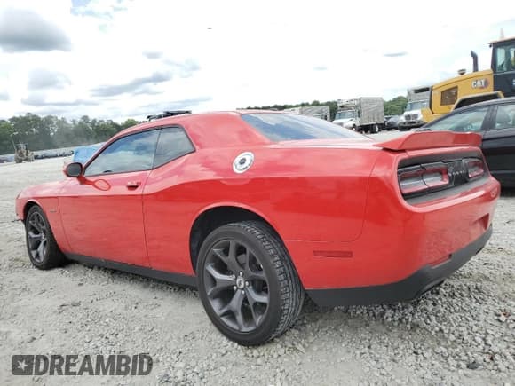✅ 2019 Dodge Challenger R/T • VIN: 2C3CDZBT1KH557161 • Lot: 57725704. Wystawiony na Copart z przebiegiem 46 783 mil. Bezpłatny archiwum sprzedaży aukcyjnych z USA i szczegółowy raport historii pojazdu na DreamBid. Zdjęcie 2.
