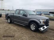 ✅ 2017 Ford F-150 XL • VIN: 1FTEX1CP3HFC50843 • Lot: 93196945. Wystawiony na Copart z przebiegiem 101 265 mil. Bezpłatny archiwum sprzedaży aukcyjnych z USA i szczegółowy raport historii pojazdu na DreamBid. Zdjęcie 4.