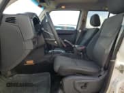 ✅ 2009 Jeep Commander Sport • VIN: 1J8HG48K79C541353 • Lot: 83828235. Listed on Copart with 128,347 mi. Free auction sales archive from the USA and detailed vehicle history report at DreamBid. Image 7.