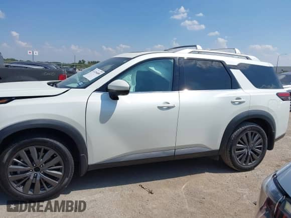 2022 Nissan Pathfinder SL с VIN 5N1DR3CB9NC257195, выставлен на аукционе IAAI как лот 43236689 с пробегом 69 198 миль миль и . История ставок и продаж доступна на DreamBid. Изображение 13.