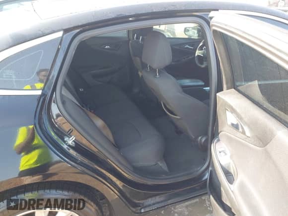 2020 Chevrolet Malibu LT с VIN 1G1ZD5ST8LF013251, выставлен на аукционе IAAI как лот 43181499 с пробегом 95 705 миль миль и . История ставок и продаж доступна на DreamBid. Изображение 8.