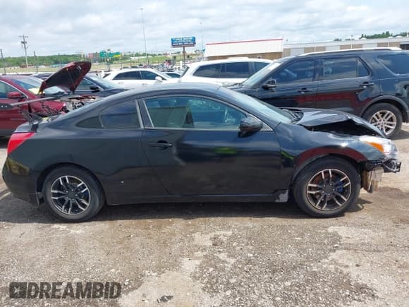 ✅ 2010 Nissan Altima S • VIN: 1N4AL2EP3AC127702 • Lot: 42344967. Wystawiony na IAAI z przebiegiem 141 428 mil. Bezpłatny archiwum sprzedaży aukcyjnych z USA i szczegółowy raport historii pojazdu na DreamBid. Zdjęcie 14.