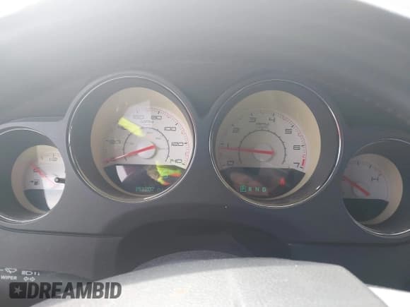 ✅ 2013 Dodge Challenger Rallye Redline • VIN: 2C3CDYAG3DH517925 • Lot: 41774052. Wystawiony na IAAI z przebiegiem 151 207 mil. Bezpłatny archiwum sprzedaży aukcyjnych z USA i szczegółowy raport historii pojazdu na DreamBid. Zdjęcie 7.