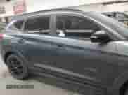 2019 Hyundai Tucson SEL z VIN KM8J33AL0KU973425, wystawiony jako IAAI lot #41828992 z przebiegiem Nie podano mil oraz . Historia ofert i sprzedaży dostępna na DreamBid. Obrazek 13.