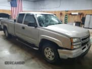 ✅ 2007 Chevrolet Silverado 1500 Work Truck • VIN: 1GCEK19Z37E142525 • Lot: 73658644. Listed on Copart with 198,399 mi. Free auction sales archive from the USA and detailed vehicle history report at DreamBid. Image 4.