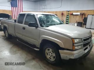 ✅ 2007 Chevrolet Silverado 1500 Work Truck • VIN: 1GCEK19Z37E142525 • Lot: 73658644. Listed on Copart with 198,399 mi. Free auction sales archive from the USA and detailed vehicle history report at DreamBid. Image 4.