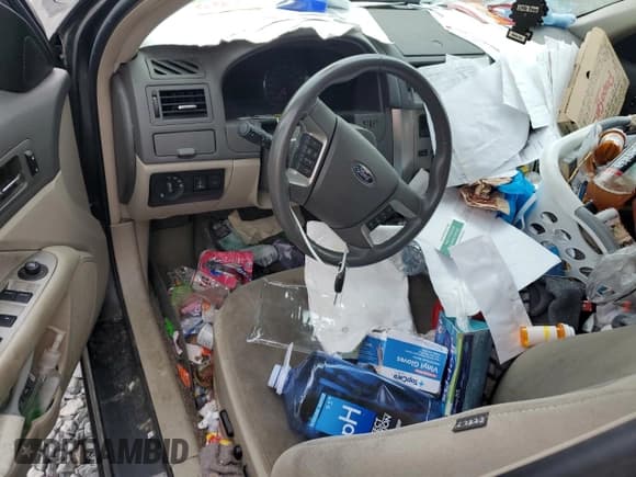 ✅ 2011 Ford Fusion Hybrid • VIN: 3FADP0L31BR116626 • Lot: 58470445. Listed on Copart with Not provided. Free auction sales archive from the USA and detailed vehicle history report at DreamBid. Image 8.