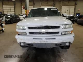 ✅ 2003 Chevrolet Suburban LT • VIN: 3GNFK16T93G266605 • Лот: 46530495. Опубликован ранее на Copart с пробегом 247 893 миль. Бесплатный доступ к архиву аукционных продаж из США и подробный отчёт об истории автомобиля на DreamBid. Изображение 5.
