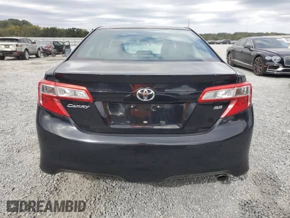 2012 Toyota Camry SE Sport Limited Edition z VIN 4T1BF1FK8CU159377, wystawiony jako Copart lot #82376895 z przebiegiem 216 781 mil mil oraz Szkoda całkowita • Salvage title. Historia ofert i sprzedaży dostępna na DreamBid. Obrazek 6.
