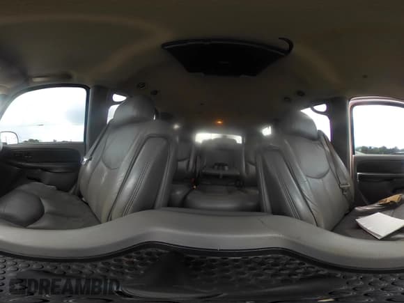 ✅ 2003 Chevrolet Tahoe LS • VIN: 1GNEC13Z93R191440 • Lot: 42627274. Listed on IAAI with 272,039 mi. Free auction sales archive from the USA and detailed vehicle history report at DreamBid. Image 18.