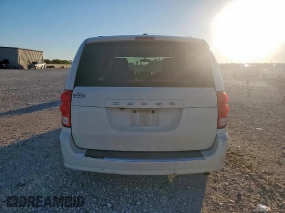 ✅ 2011 Dodge Grand Caravan Crew • VIN: 2D4RN5DG5BR684665 • Lot: 90868185. Wystawiony na Copart z przebiegiem 195 342 mil. Bezpłatny archiwum sprzedaży aukcyjnych z USA i szczegółowy raport historii pojazdu na DreamBid. Zdjęcie 6.