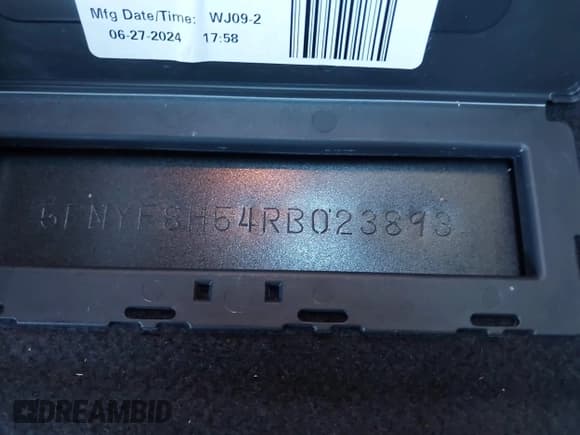 ✅ 2024 Honda Passport EX-L • VIN: 5FNYF8H54RB023893 • Lot: 43361647. Wystawiony na IAAI z przebiegiem 13 356 mil. Bezpłatny archiwum sprzedaży aukcyjnych z USA i szczegółowy raport historii pojazdu na DreamBid. Zdjęcie 17.