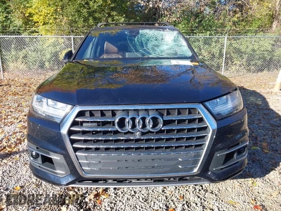 ✅ 2017 Audi Q7 Premium Plus • VIN: WA1LAAF72HD005350 • Лот: 43608897. Опубликован ранее на IAAI с пробегом 97 124 миль. Бесплатный доступ к архиву аукционных продаж из США и подробный отчёт об истории автомобиля на DreamBid. Изображение 13.