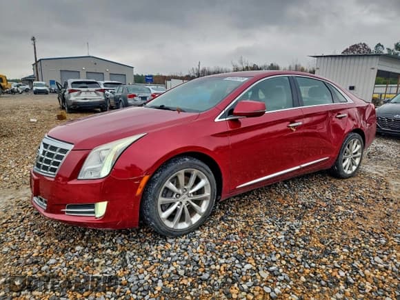 ✅ 2013 Cadillac XTS Luxury • VIN: 2G61P5S35D9141293 • Лот: 93905275. Опубликован ранее на Copart с пробегом 137 641 миль. Бесплатный доступ к архиву аукционных продаж из США и подробный отчёт об истории автомобиля на DreamBid. Изображение 1.