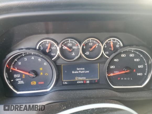 ✅ 2020 Chevrolet Silverado 1500 RST • VIN: 1GCRYEED8LZ350050 • Lot: 89662735. Wystawiony na Copart z przebiegiem 43 656 mil. Bezpłatny archiwum sprzedaży aukcyjnych z USA i szczegółowy raport historii pojazdu na DreamBid. Zdjęcie 9.