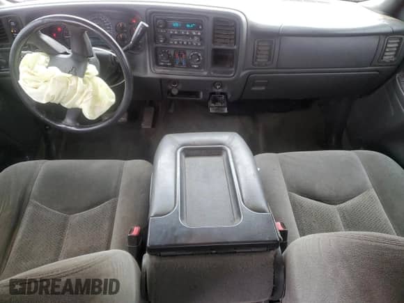 2004 Chevrolet Silverado 1500 Z71 with VIN 2GCEK13T241418162, listed as a Copart auction lot 90019445 with 270,699 mi miles and Salvage title. Bid and sale history available at DreamBid. Image 8.