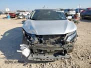 ✅ 2020 Nissan Rogue S • VIN: JN1BJ1CV9LW253244 • Lot: 84648955. Wystawiony na Copart z przebiegiem 79 552 mil. Bezpłatny archiwum sprzedaży aukcyjnych z USA i szczegółowy raport historii pojazdu na DreamBid. Zdjęcie 5.