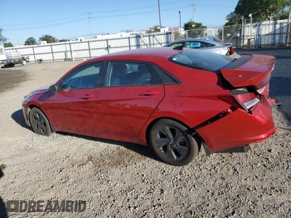 ✅ 2022 Hyundai Elantra SEL • VIN: KMHLM4AGXNU323262 • Lot: 90104435. Listed on Copart with 31,268 mi. Free auction sales archive from the USA and detailed vehicle history report at DreamBid. Image 2.