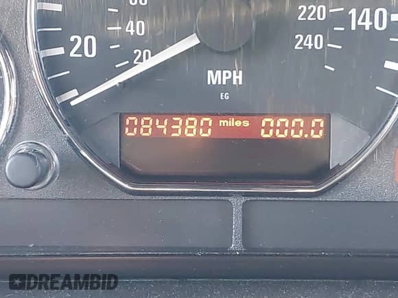 1998 BMW 3 Series Z3 1.9 with VIN 4USCH7330WLE10550, listed as a IAAI auction lot 43333873 with 84,380 mi miles and . Bid and sale history available at DreamBid. Image 15.