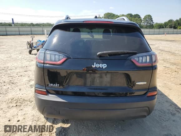 ✅ 2021 Jeep Cherokee Latitude • VIN: 1C4PJLCB7MD112982 • Лот: 67285185. Опубликован ранее на Copart с пробегом 62 186 миль. Бесплатный доступ к архиву аукционных продаж из США и подробный отчёт об истории автомобиля на DreamBid. Изображение 6.