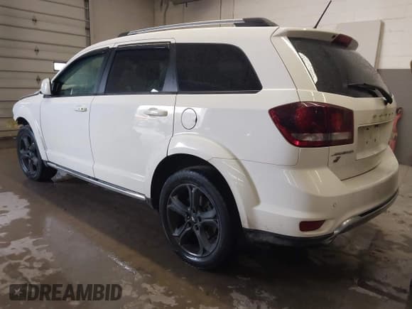 ✅ 2018 Dodge Journey Crossroad • VIN: 3C4PDDGG9JT390761 • Lot: 43561049. Listed on IAAI with 103,526 mi. Free auction sales archive from the USA and detailed vehicle history report at DreamBid. Image 3.