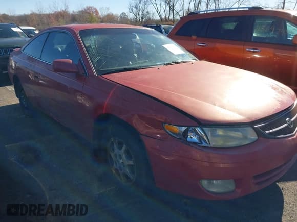 ✅ 2001 Toyota Solara SE • VIN: 2T1CG22P11C529656 • Lot: 43696180. Listed on IAAI with 257,850 mi. Free auction sales archive from the USA and detailed vehicle history report at DreamBid. Image 1.