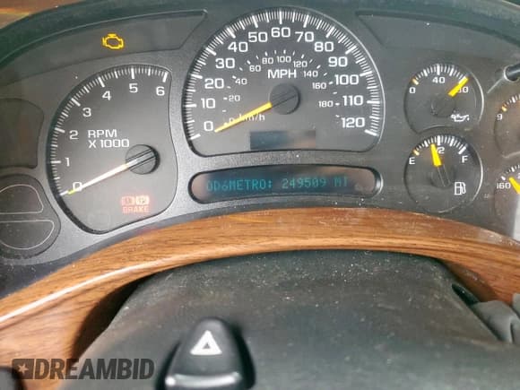 ✅ 2005 Chevrolet Silverado 1500 LT • VIN: 1GCEC19T05Z317716 • Лот: 58046315. Опубликован ранее на Copart с пробегом 249 509 миль. Бесплатный доступ к архиву аукционных продаж из США и подробный отчёт об истории автомобиля на DreamBid. Изображение 9.