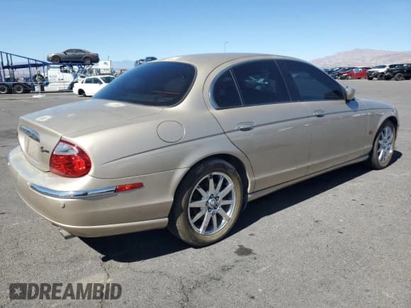 ✅ 2001 Jaguar S-Type • VIN: SAJDA01P11GM11332 • Lot: 82145305. Listed on Copart with 68,880 mi. Free auction sales archive from the USA and detailed vehicle history report at DreamBid. Image 3.